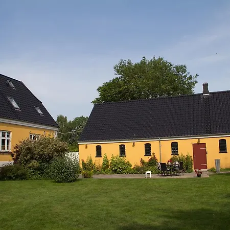 Bed & Breakfast Murermester Madsens *