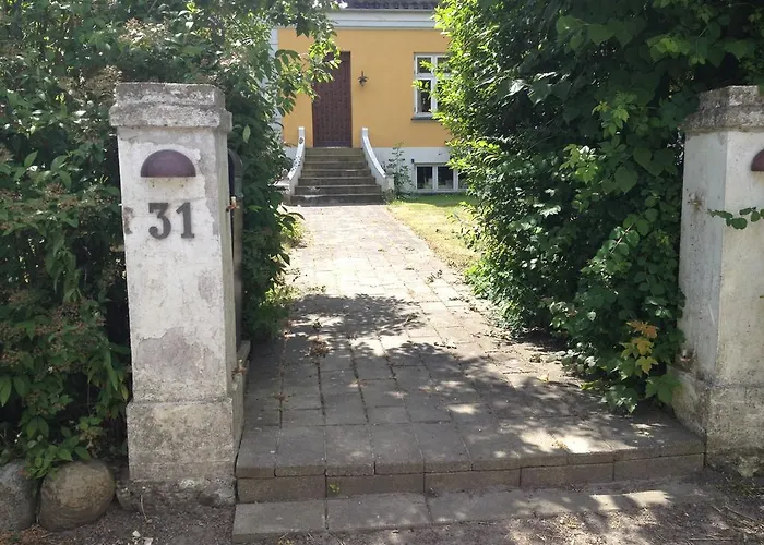 Murermester Madsens * Otterup